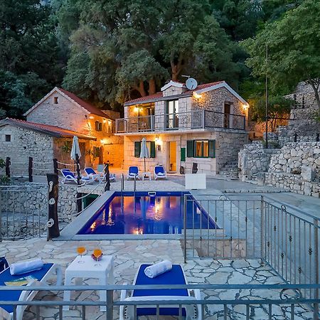 Stonehouse Residence In Makarska With Heated Pool Exterior photo